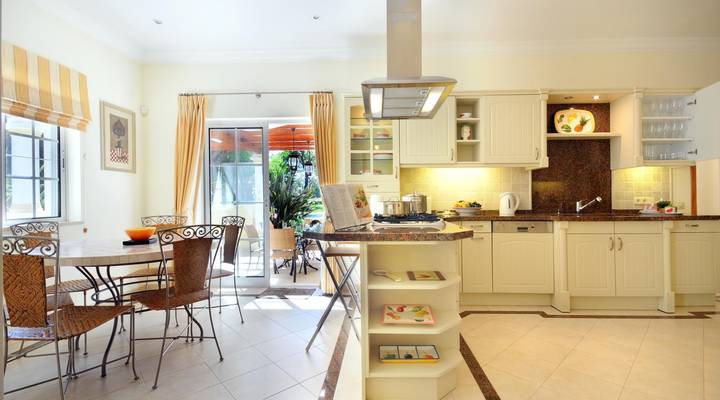 VILLA LIRA Thumbnail