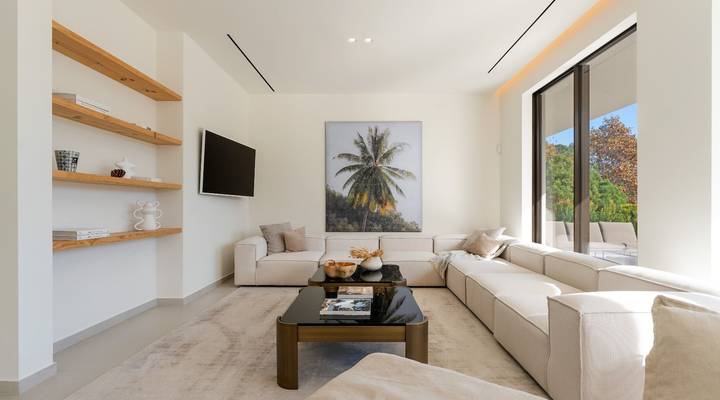 Villa Serenity Thumbnail