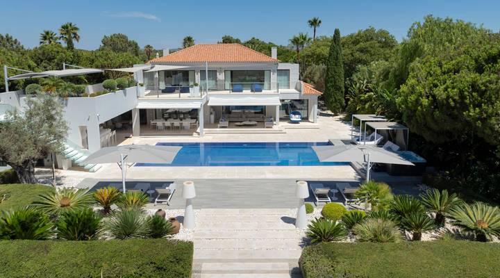 Step Into Paradise Thumbnail